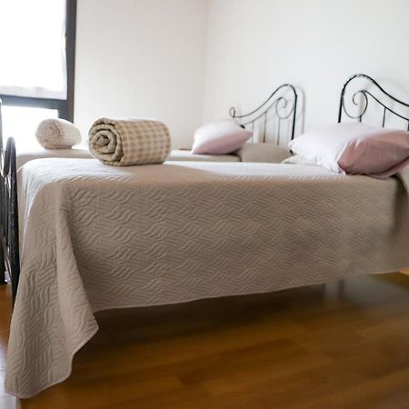 Agriturismo Borgo Borromeo ルバーノ エクステリア 写真