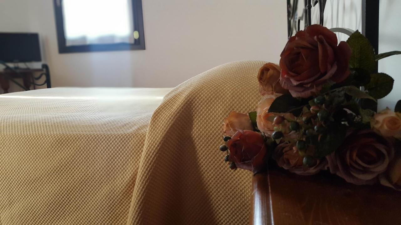 Agriturismo Borgo Borromeo ルバーノ エクステリア 写真