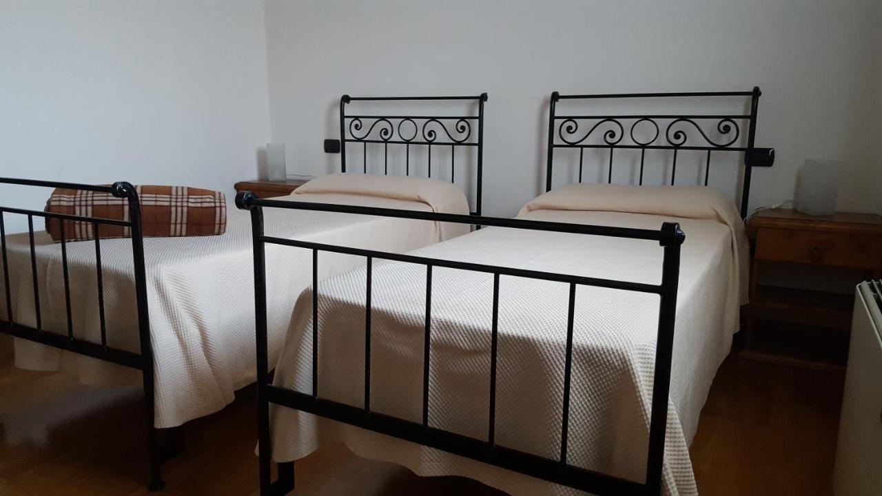 Agriturismo Borgo Borromeo ルバーノ エクステリア 写真