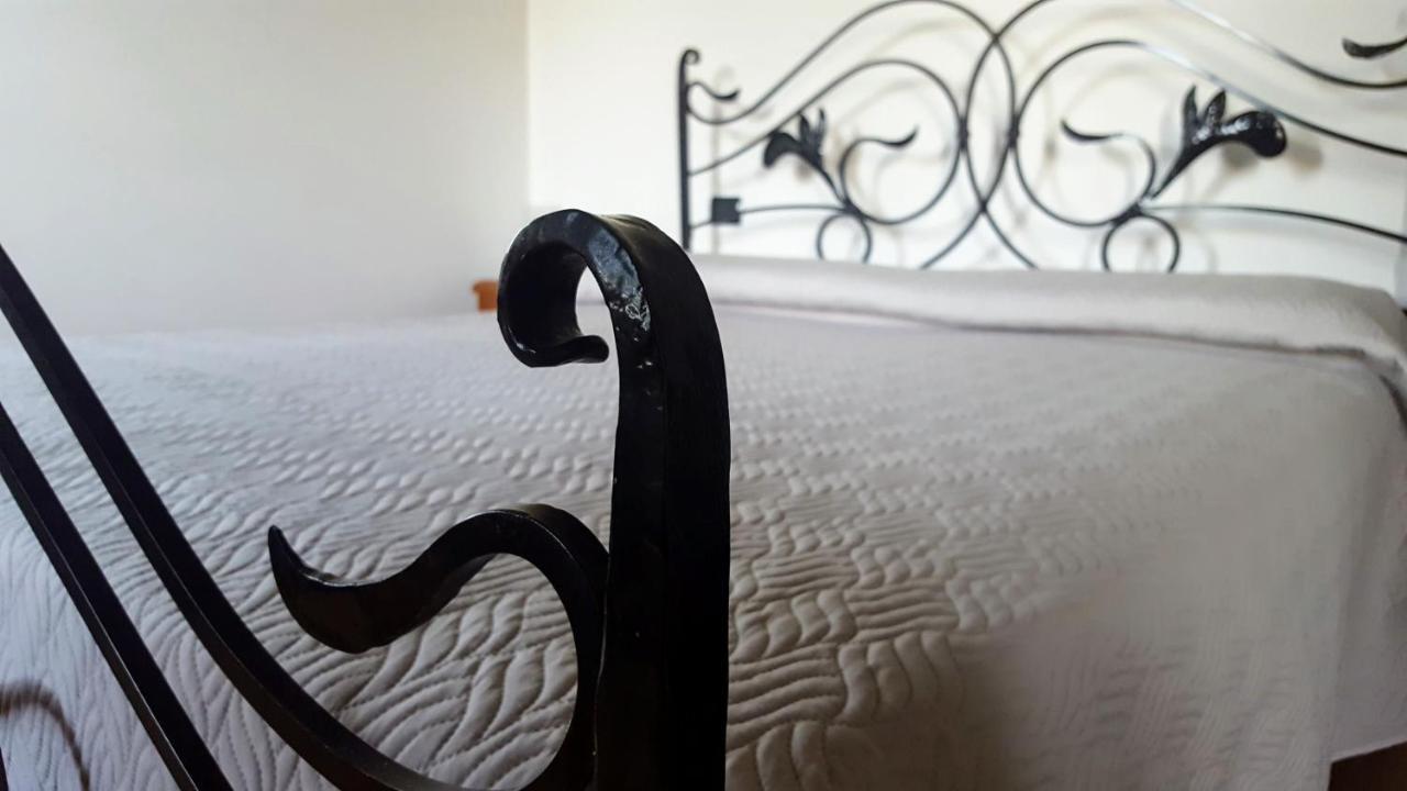 Agriturismo Borgo Borromeo ルバーノ エクステリア 写真